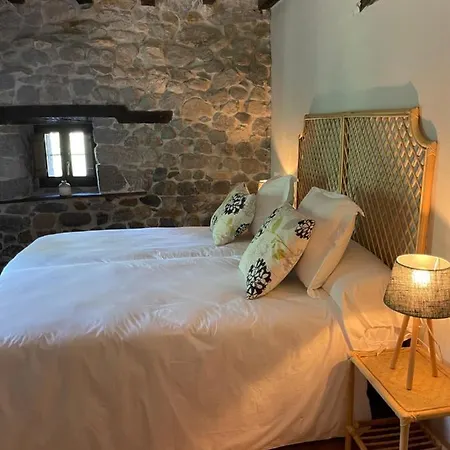 מלון El Jardin De Magnolias *