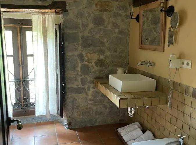 מלון El Jardin De Magnolias *